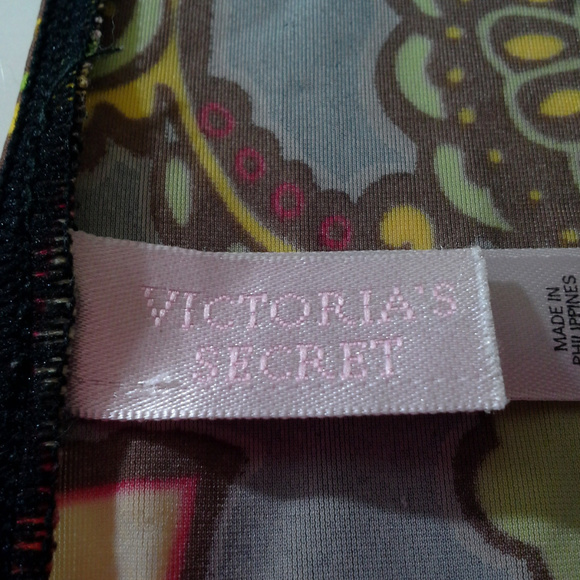 Victorias Secret swim suit top M Modest Skirt - Picture 7 of 8
